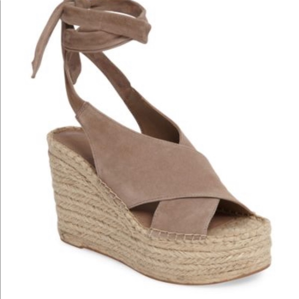 Marc Fisher Andira wedge